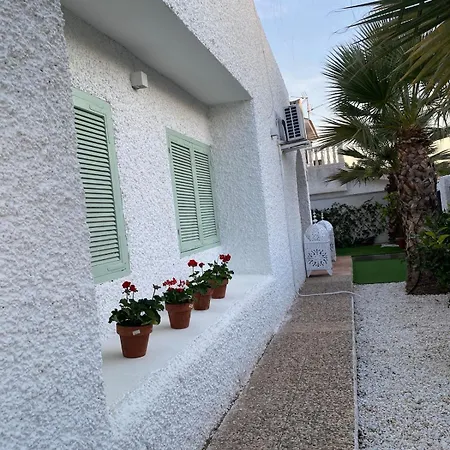 The Mediterranean House Casa de Férias